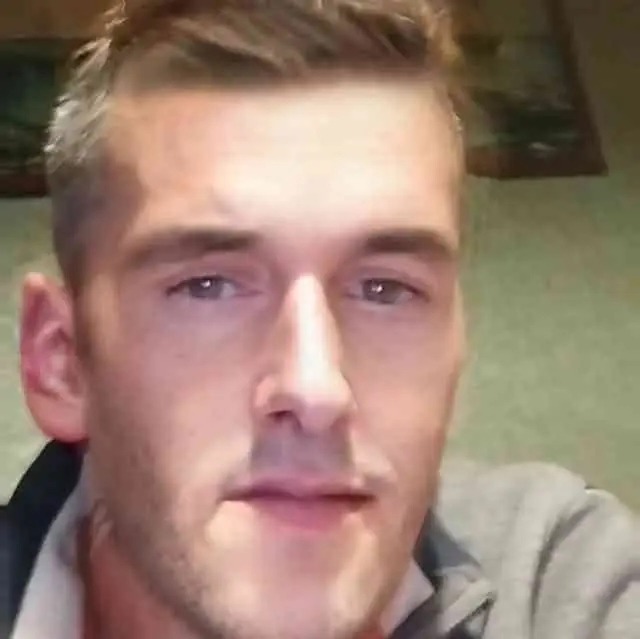 Ysmael - Denges - Vaud | Rencontre Discrète