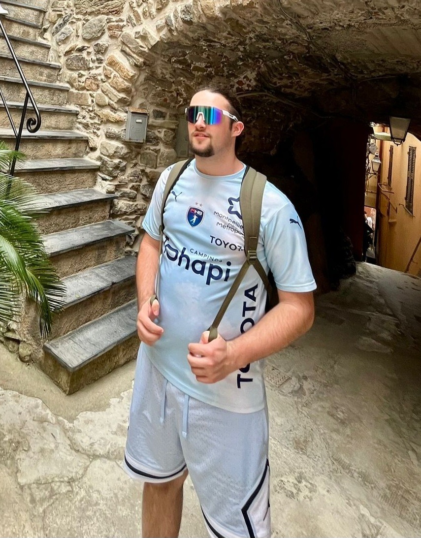 Eleonor - Sorvilier - Berne | Rencontre Discrète