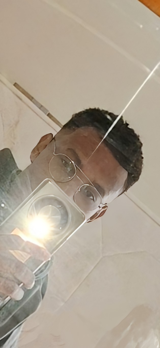 Makha - Vevey - Vaud | Rencontre Discrète