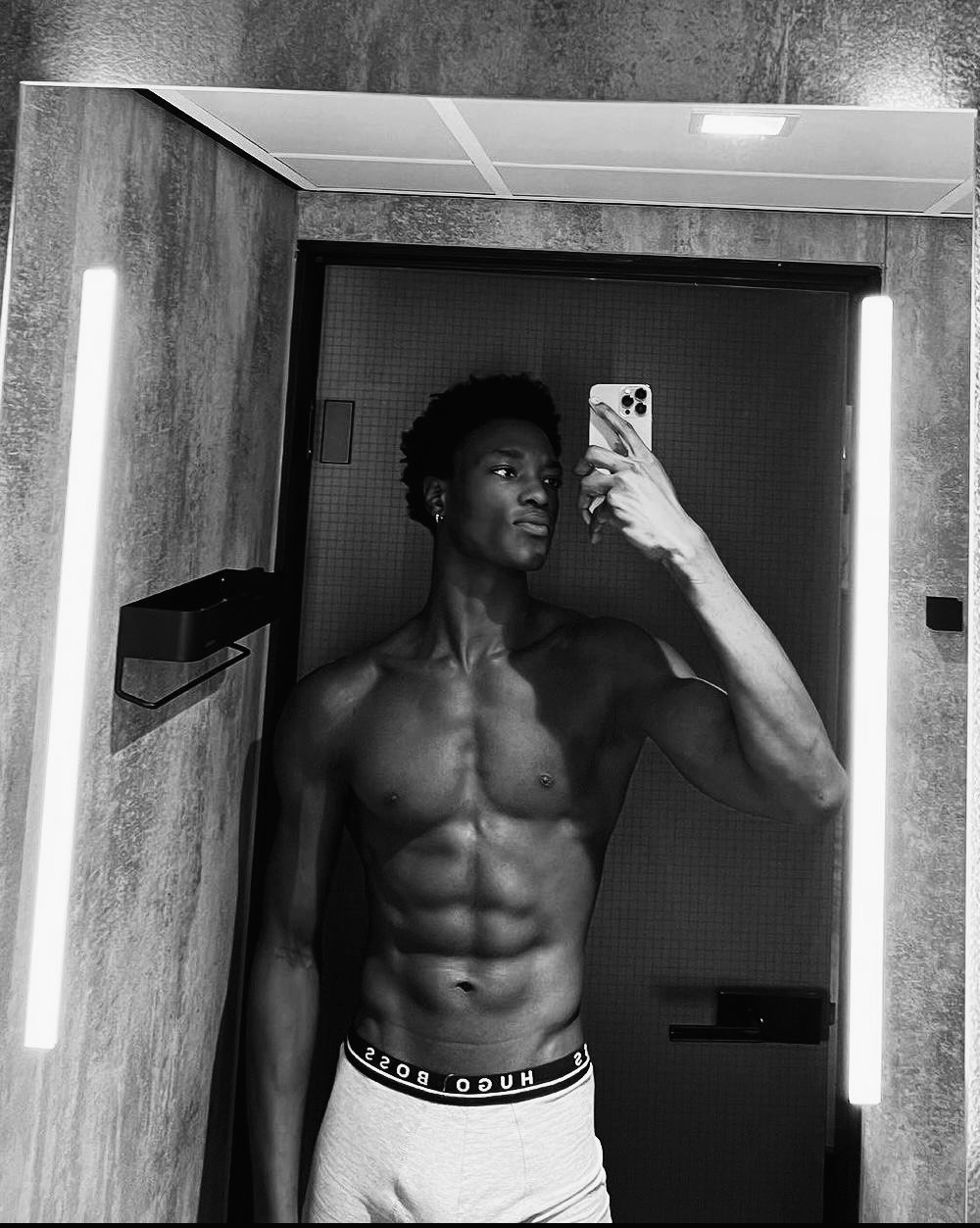 Delphin - Bondo - Grisons | Rencontre Discrète