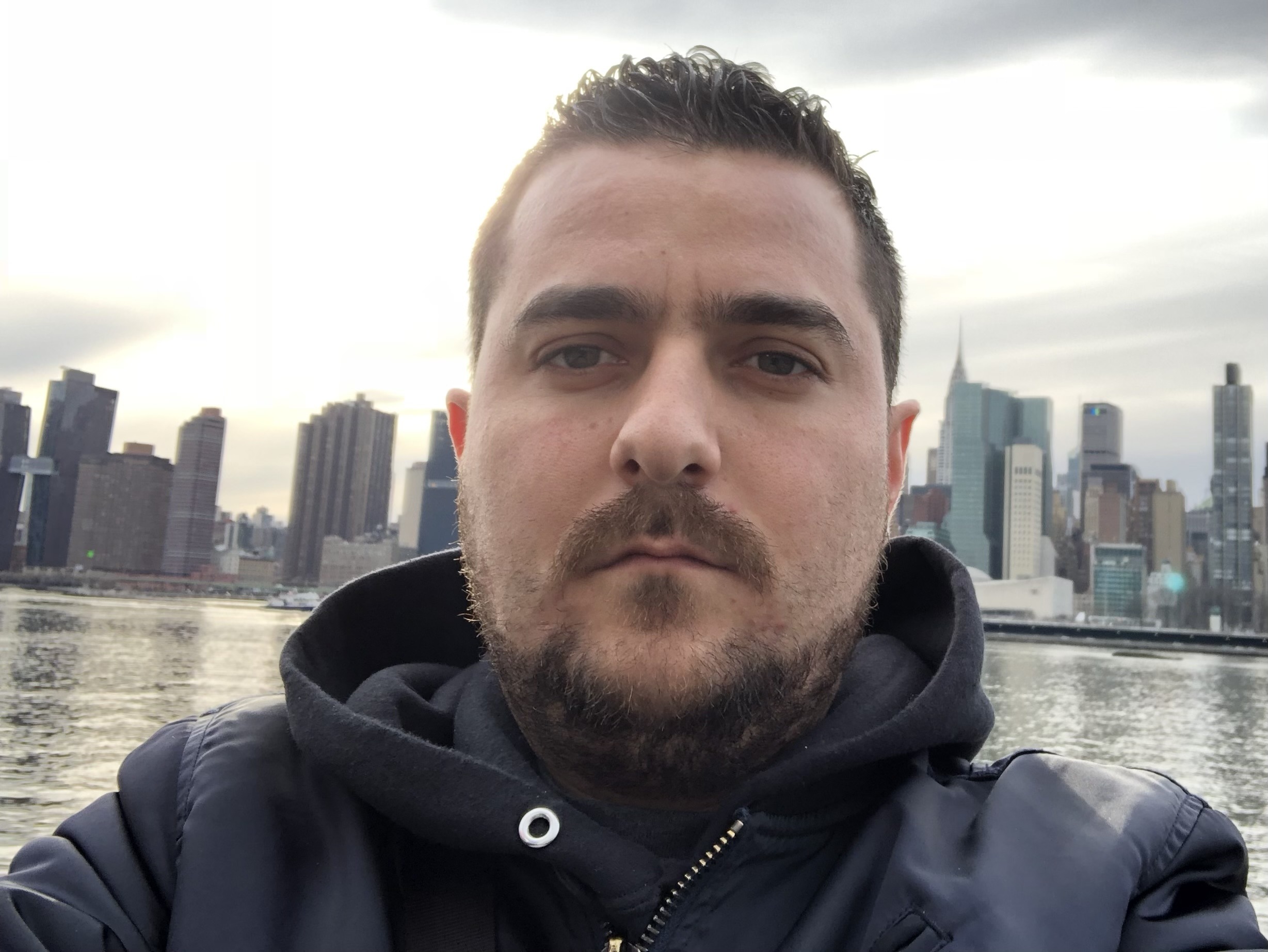 Hanafi - Corbeyrier - Vaud | Rencontre Discrète