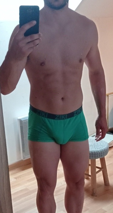 Cody - Theilingen - Zurich | Rencontre Discrète