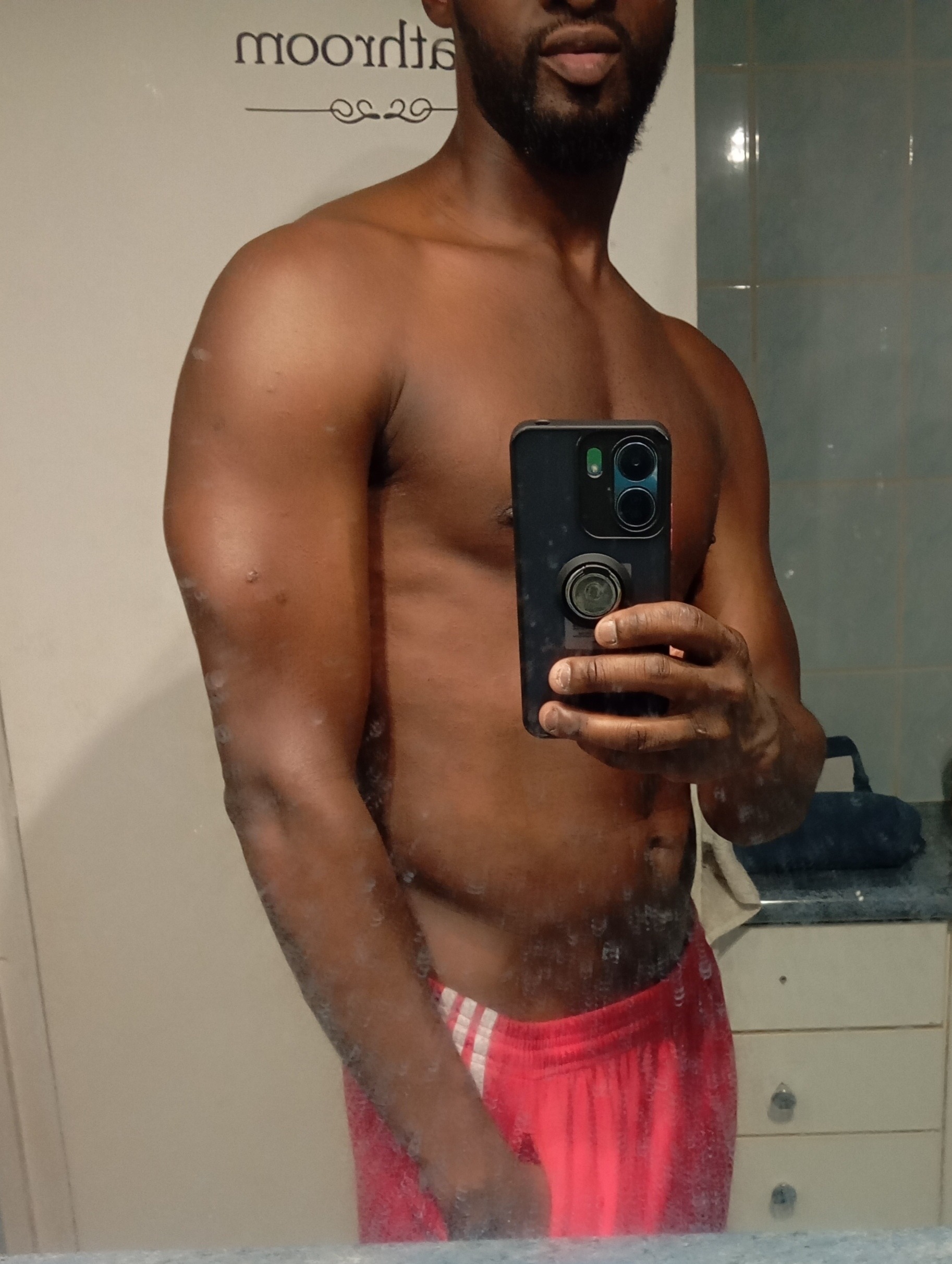 Menahem - Altbüron - Berne | Rencontre Discrète