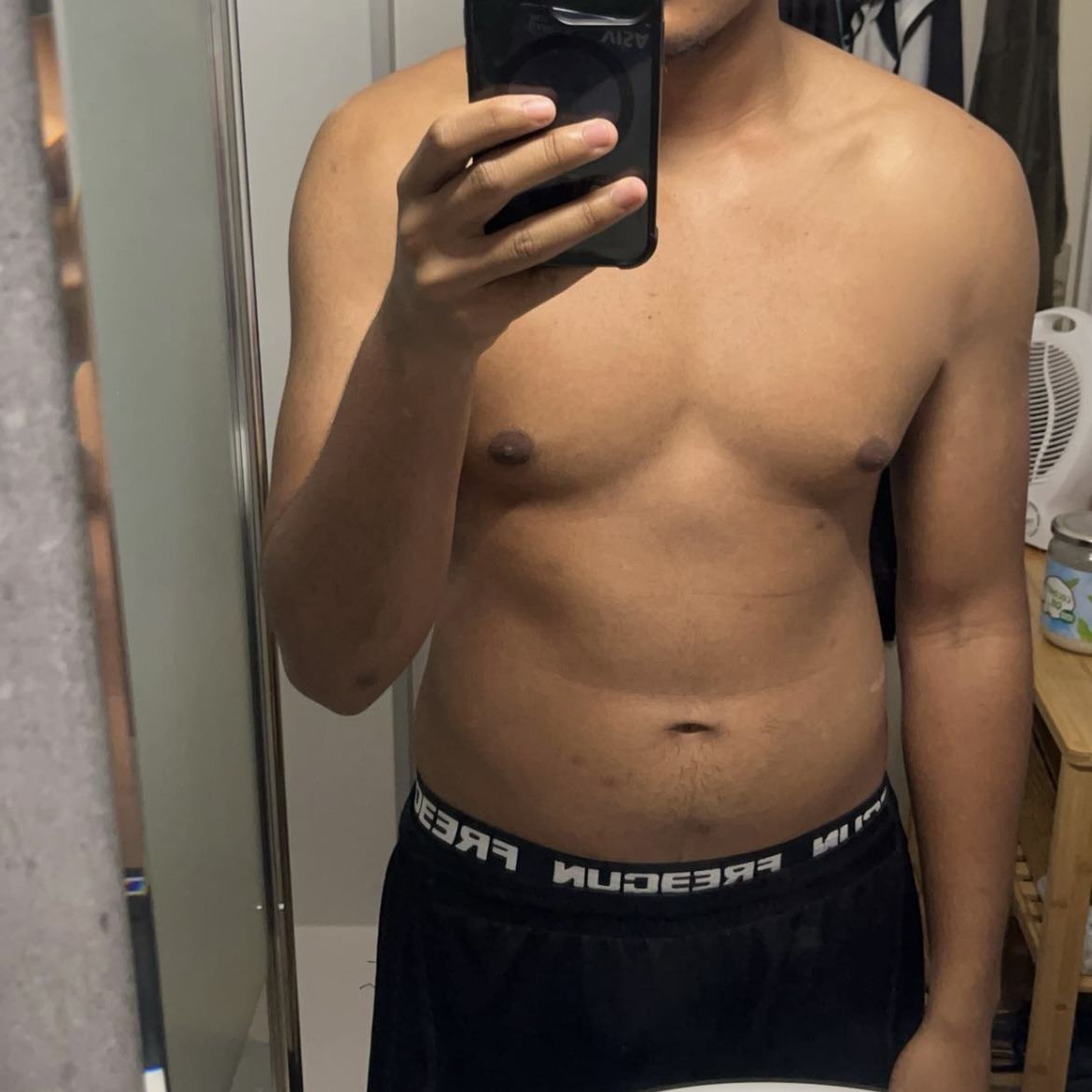 Yasar - Lutry - Vaud | Rencontre Discrète