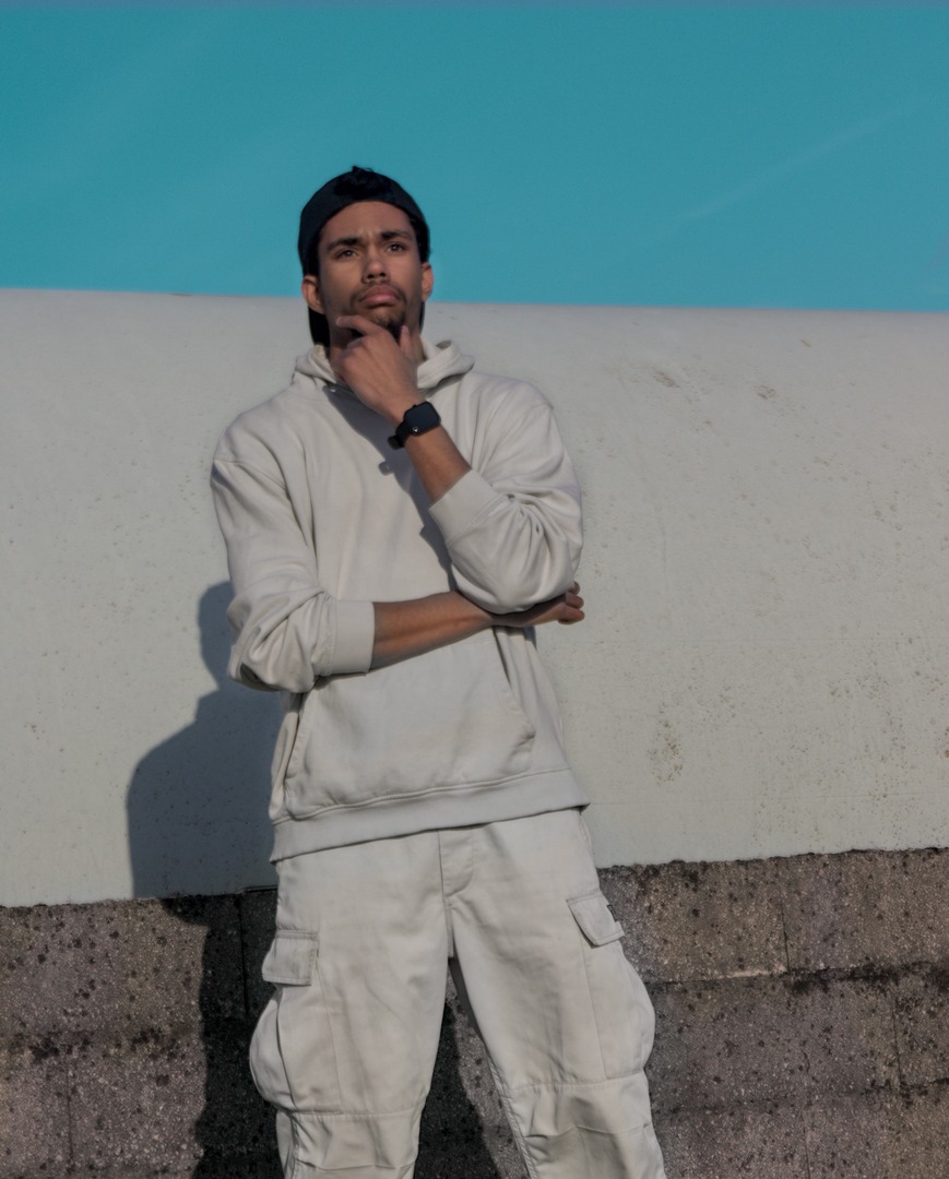 Naofel - Signy - Vaud | Rencontre Discrète