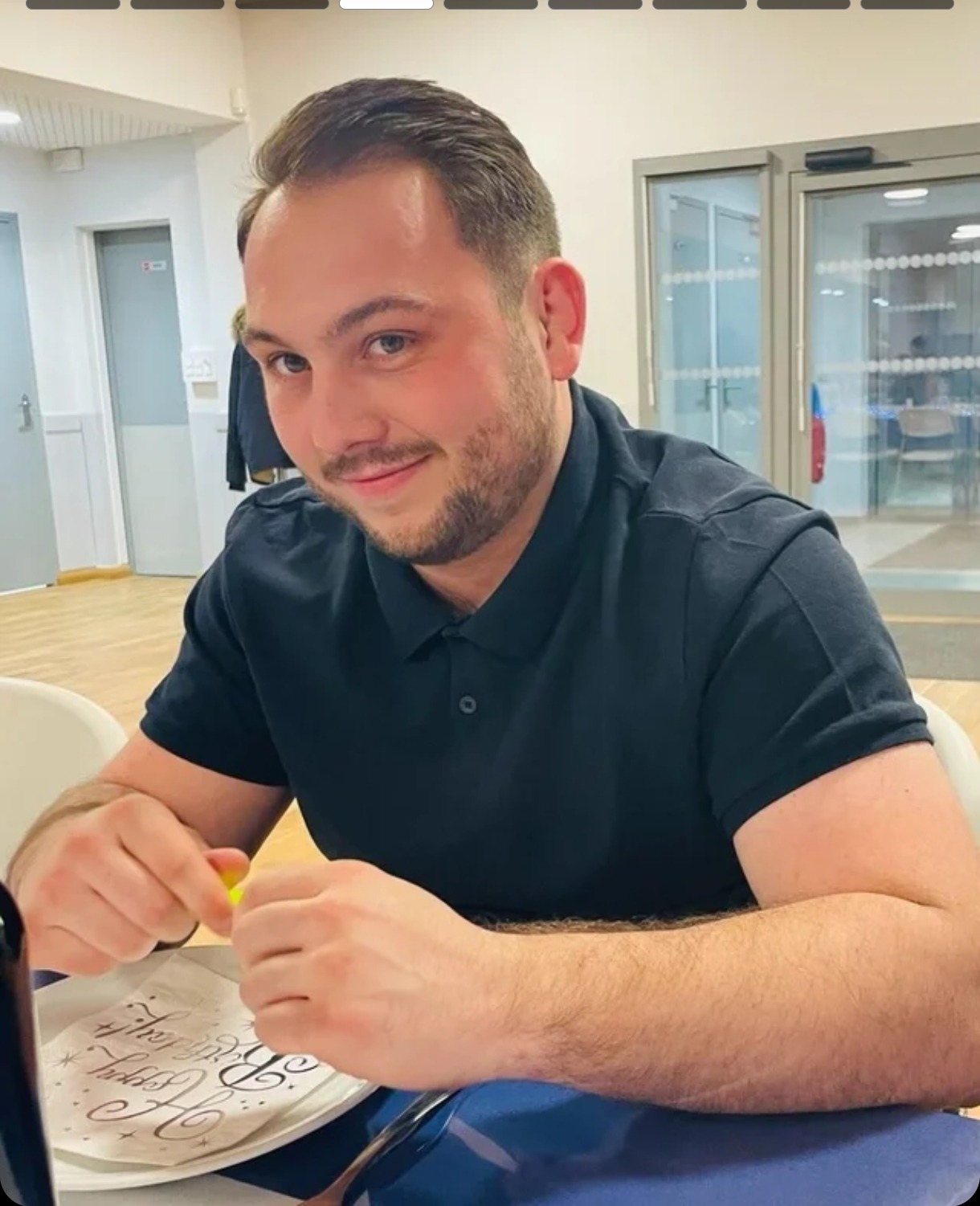 Marouan - Correvon - Vaud | Rencontre Discrète