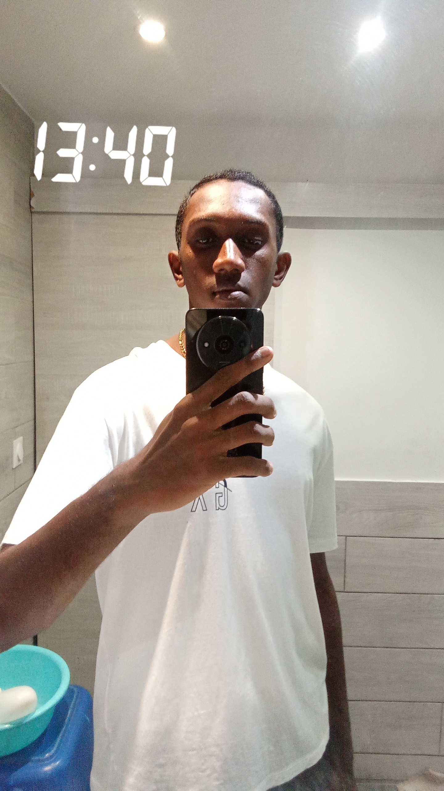 Melvine - La Sarraz - Vaud | Rencontre Discrète