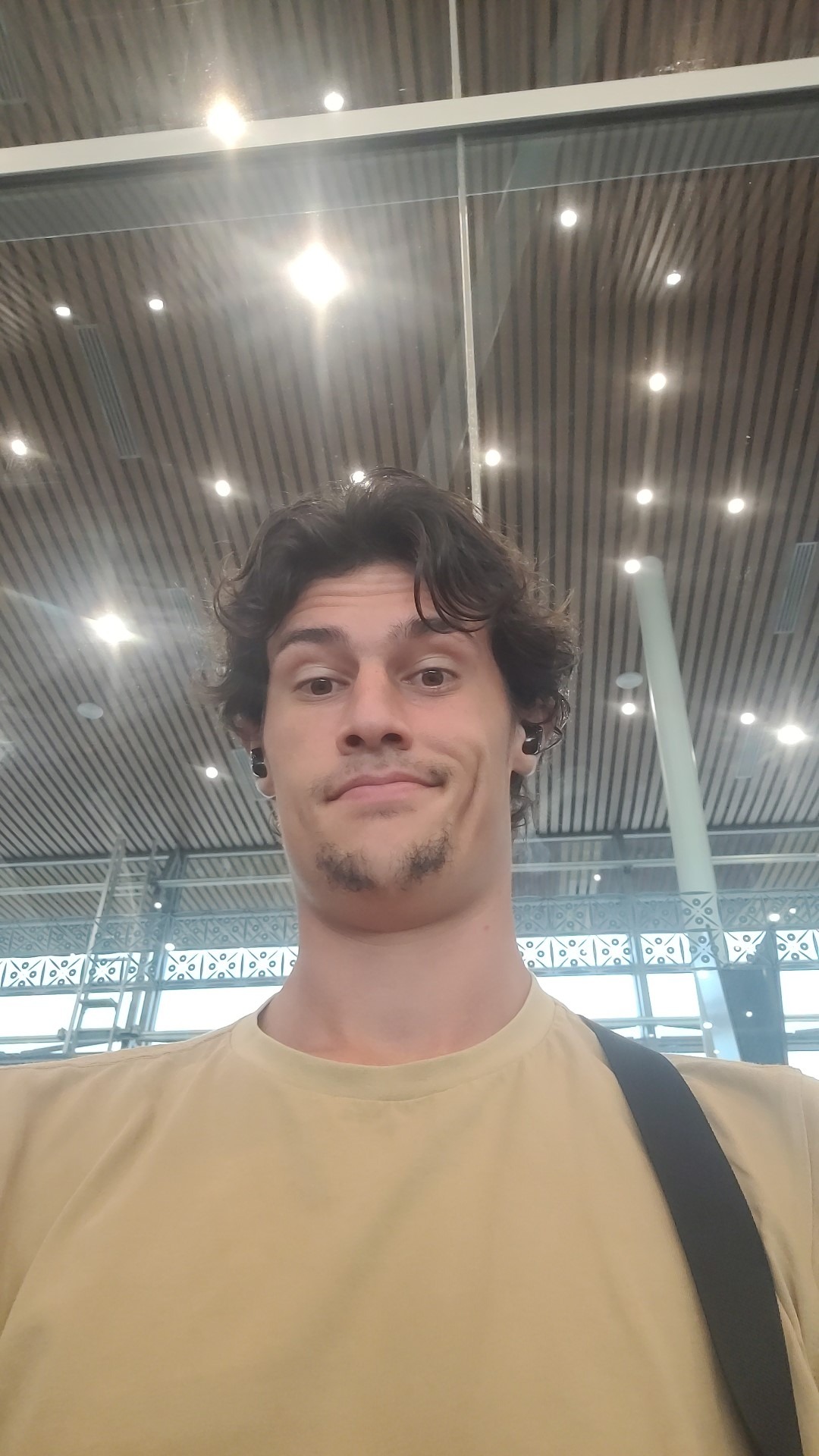 Achil - Unterseen - Berne | Rencontre Discrète